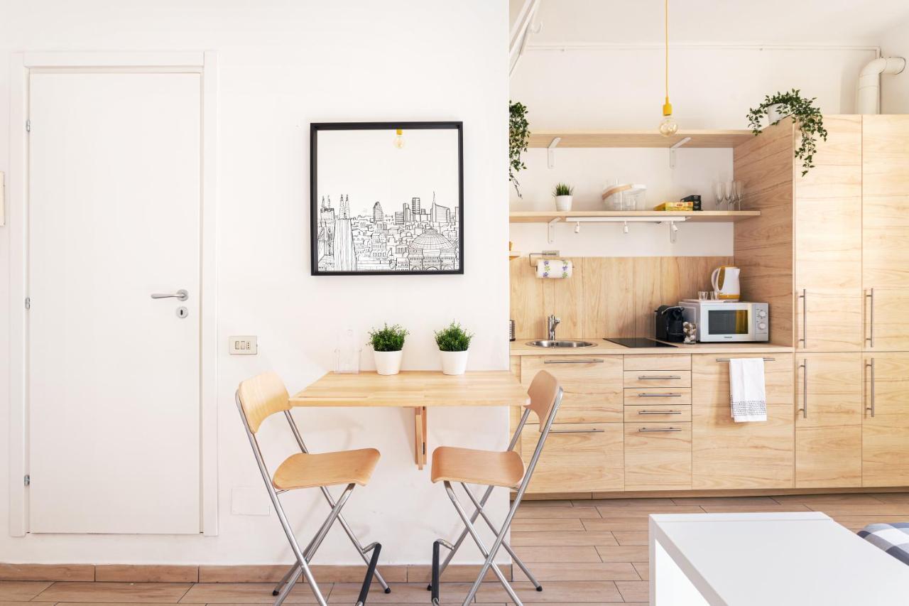 A Yellow Touch - Modern Studio In Isola Milano Exterior photo